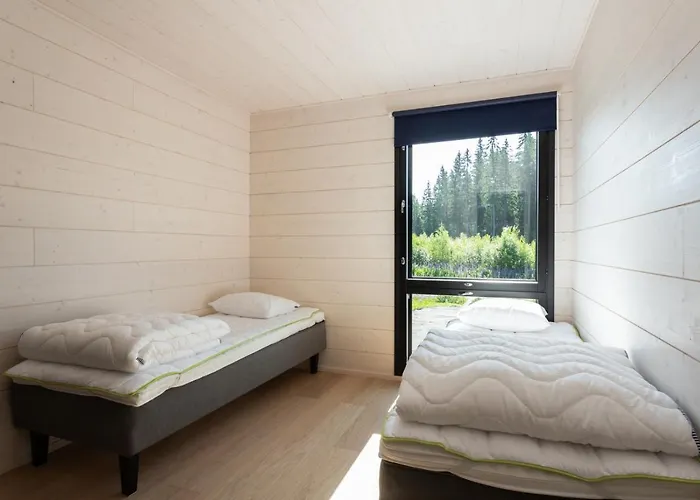 Himoskuutio 8, Erillistalo, Ulkoporeallas *